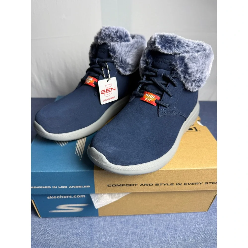 Skechers On-The-Go City 2 Winter Wishes Navy Blue Faux Fur Boots 144437W Wide 7